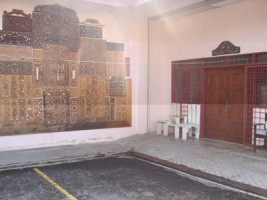 Image 6 Pandangan Sisi Bangunan Kayu