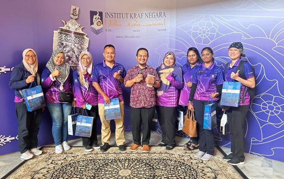 Sesi Perbincangan Dan Lawatan Bagi Pelaksanaan Program Studio Kraf Kreatif (Skk) @ Creative Craft Studio (CCS) Bersama The National Autism Society Of Malaysia (NASOM)